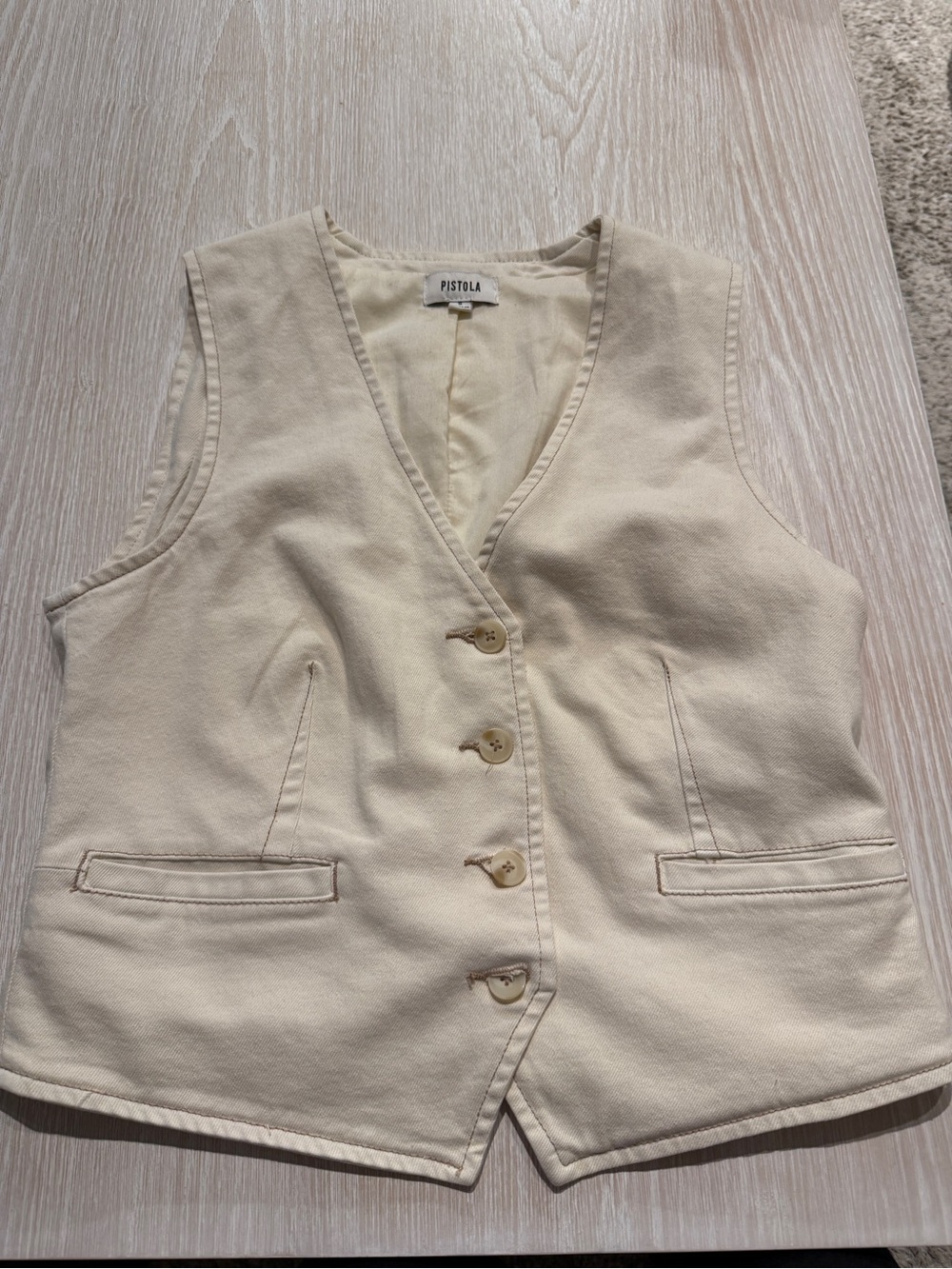 Pistola Neutral Cream Textile Top Label